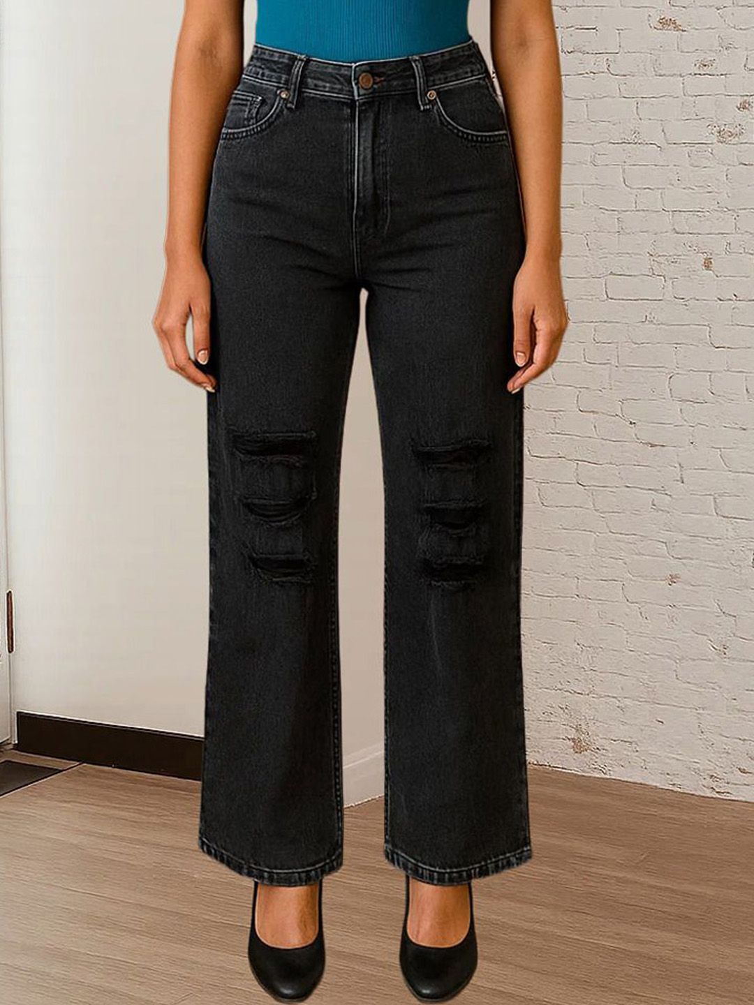 Kotty Women Relaxed Fit High-Rise Mildly Distressed Stretchable Jeans