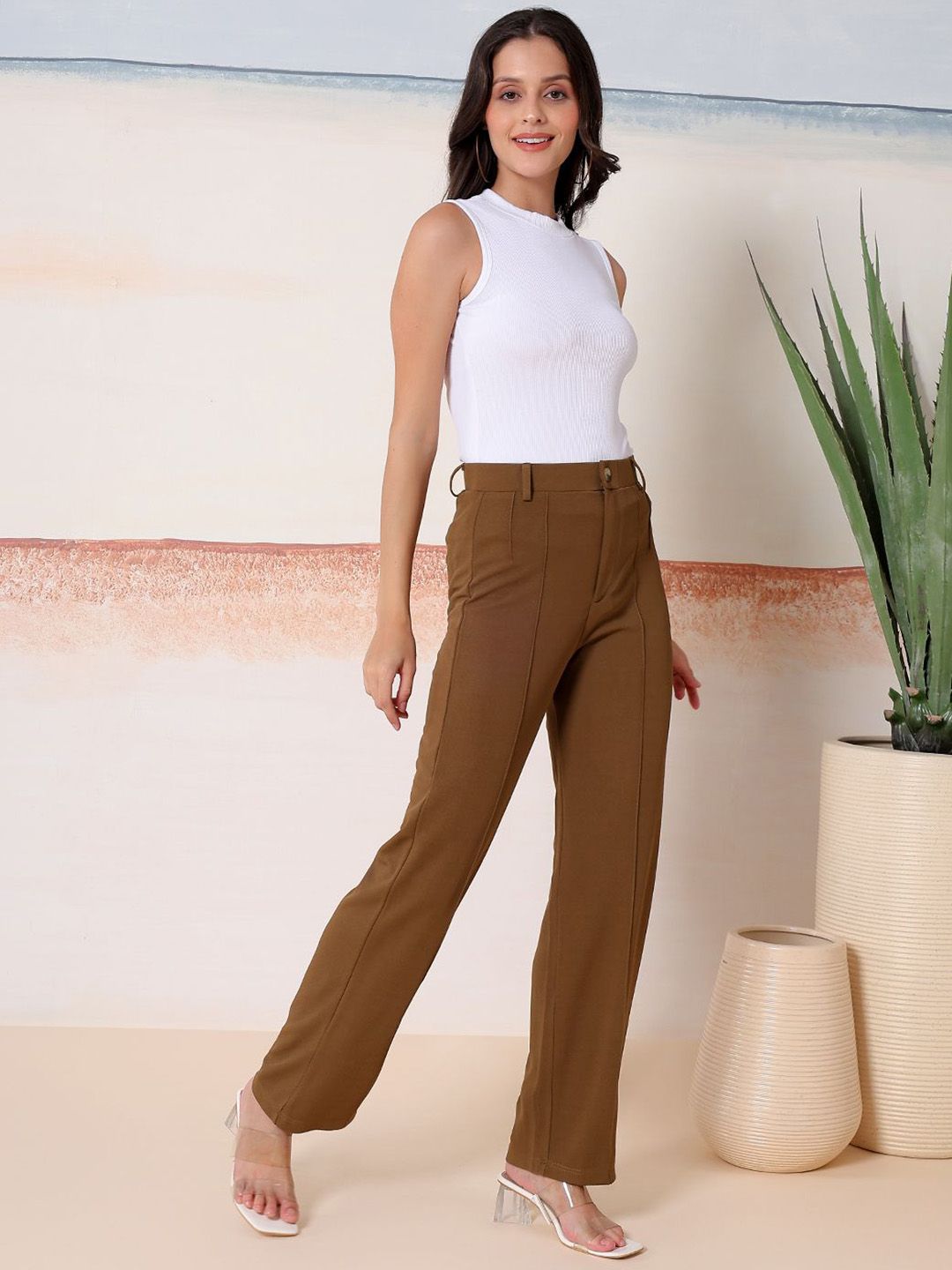 Kotty Relaxed-Fit Round Neck Crop-Top With Trousers Co-Ords


