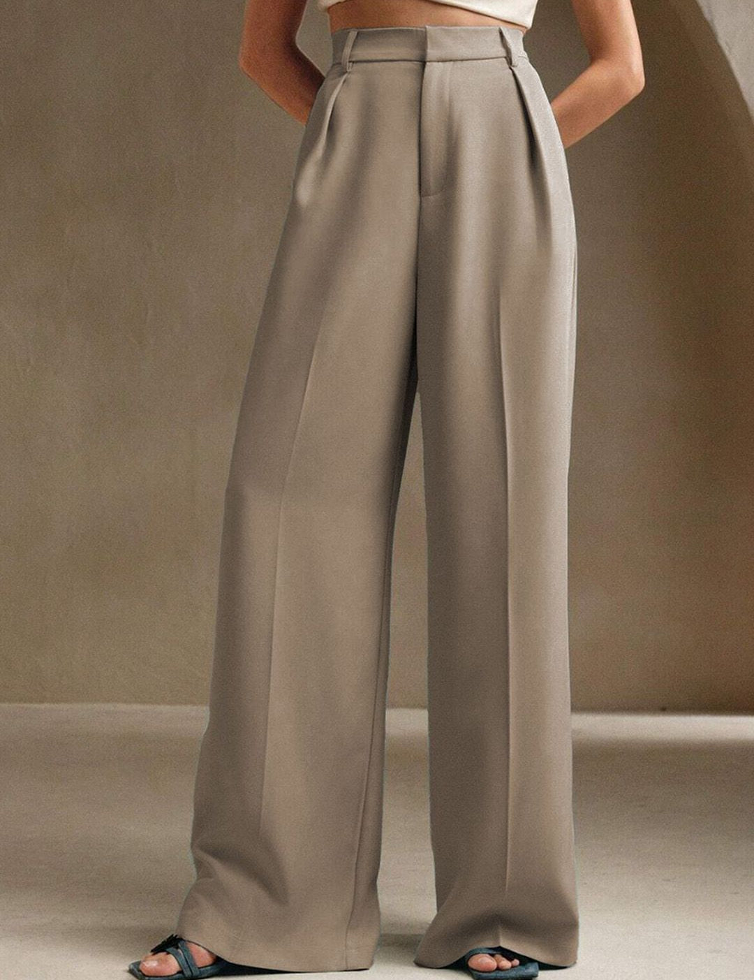 Kotty Women Relaxed Fit High-Rise Trousers