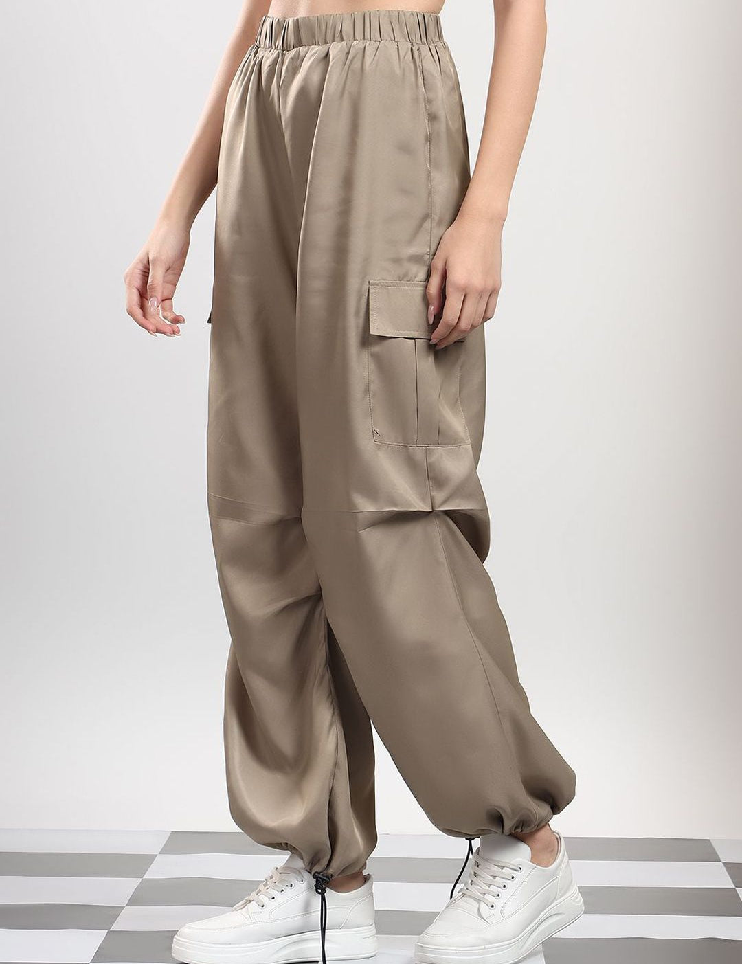 Kotty Women High-Rise Parachute Trousers