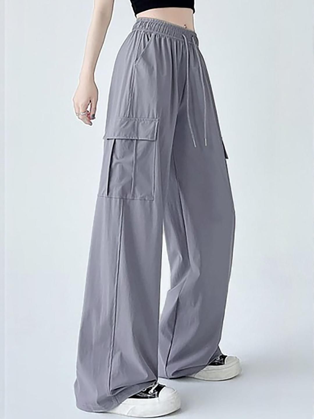 Kotty Women High-Rise Cotton Cargo Trousers