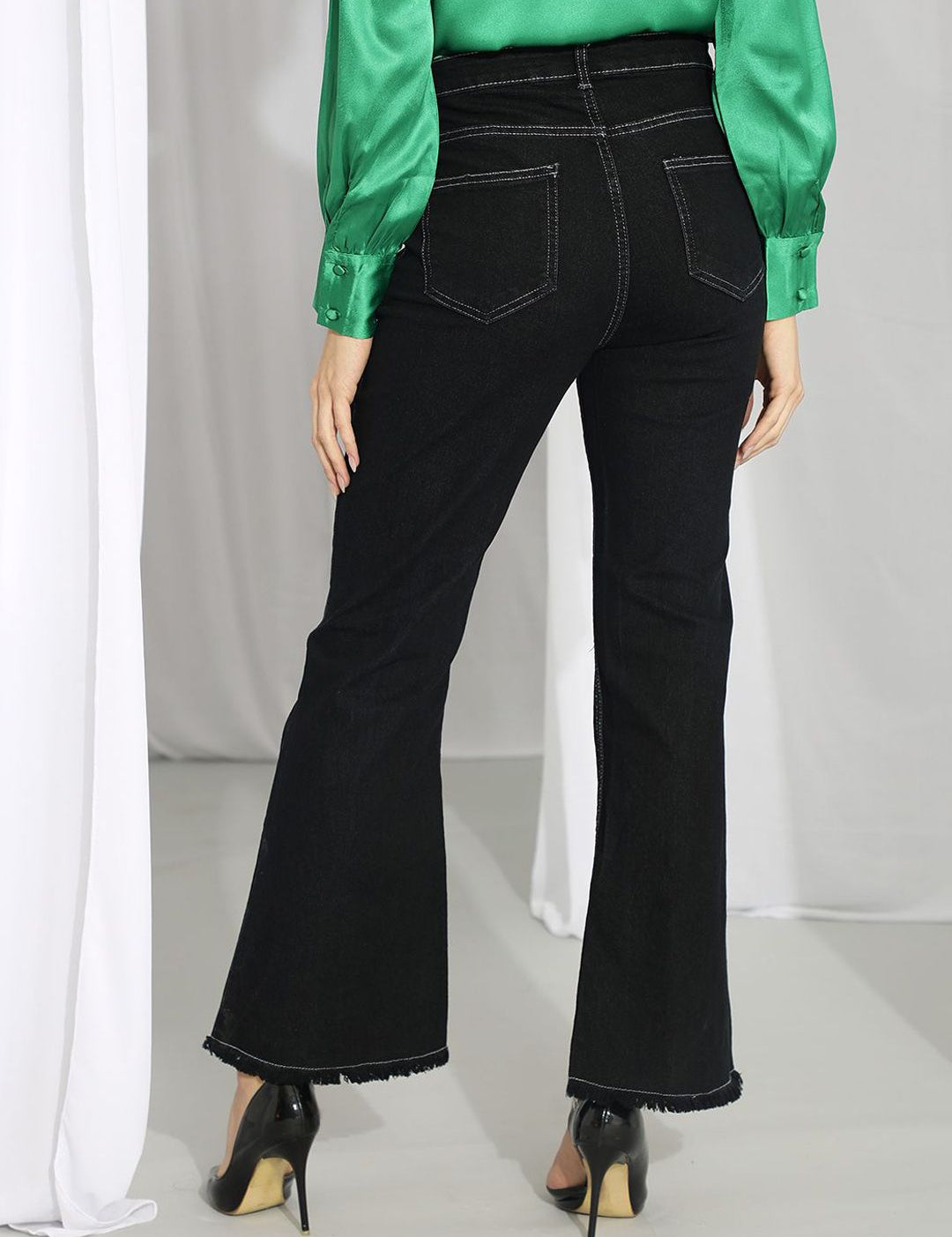 Kotty Women Bootcut High-Rise Stretchable Jeans