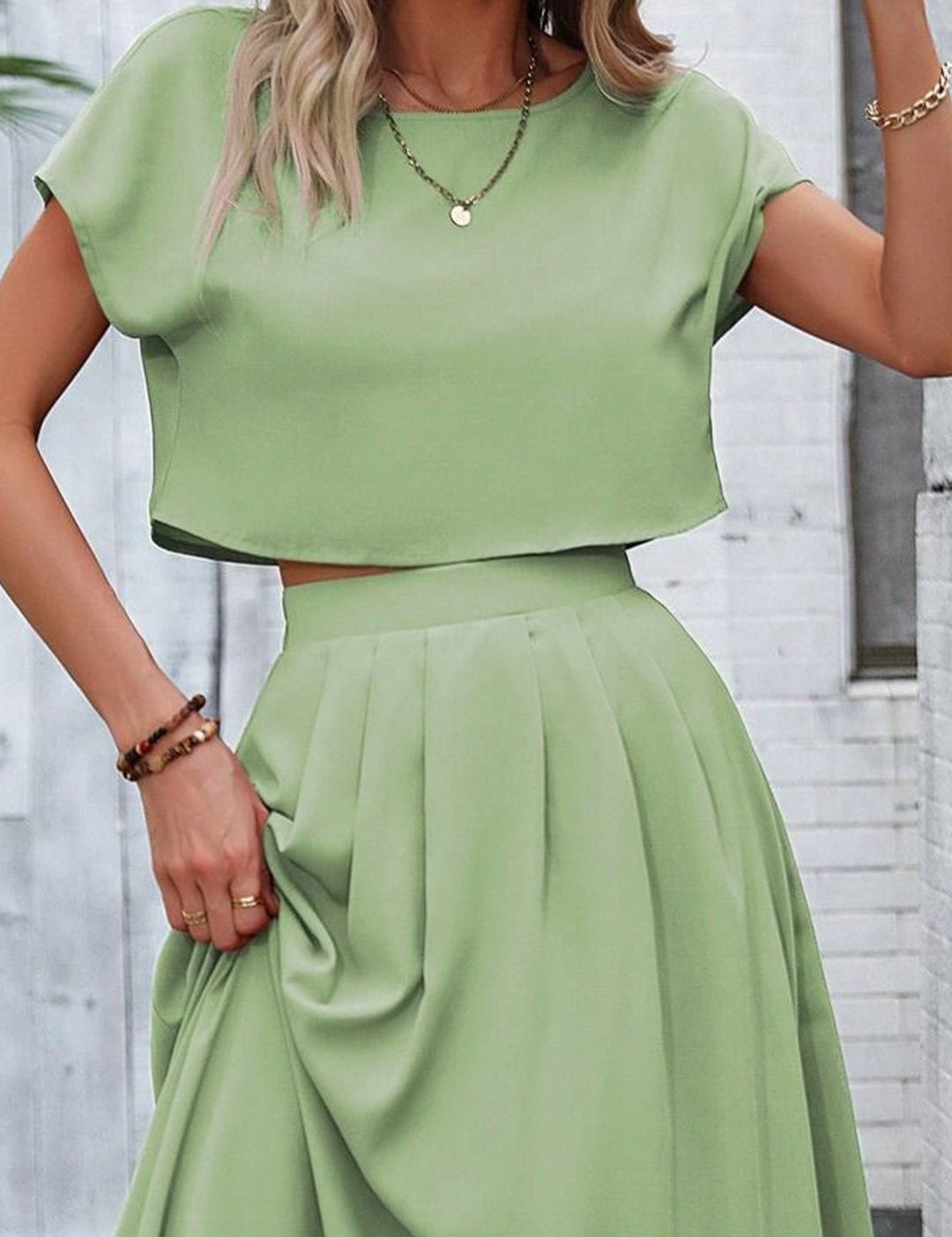 Kotty Women Boat Neck Green Dress Set