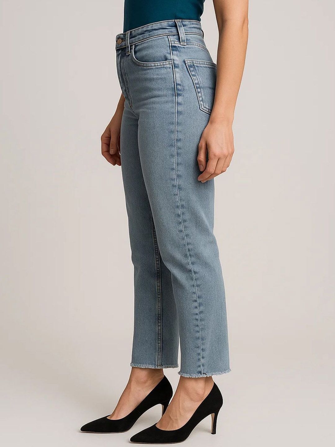 Kotty Women Straight Fit High-Rise Stretchable Jeans