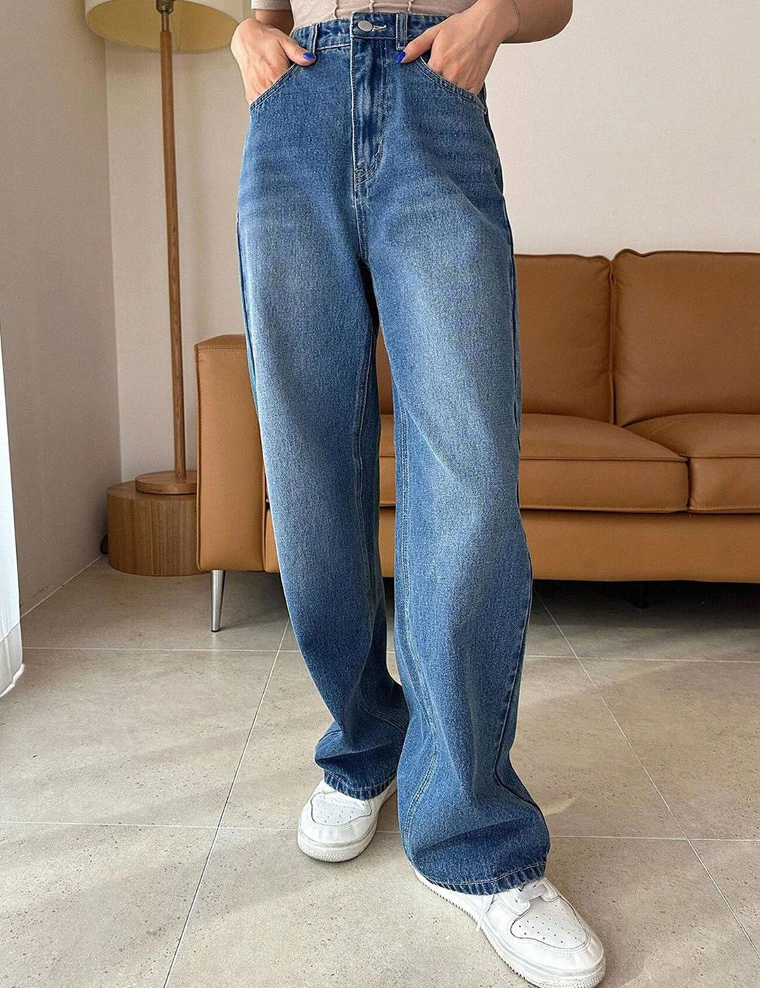 Kotty Women Straight Fit High-Rise Stretchable Jeans