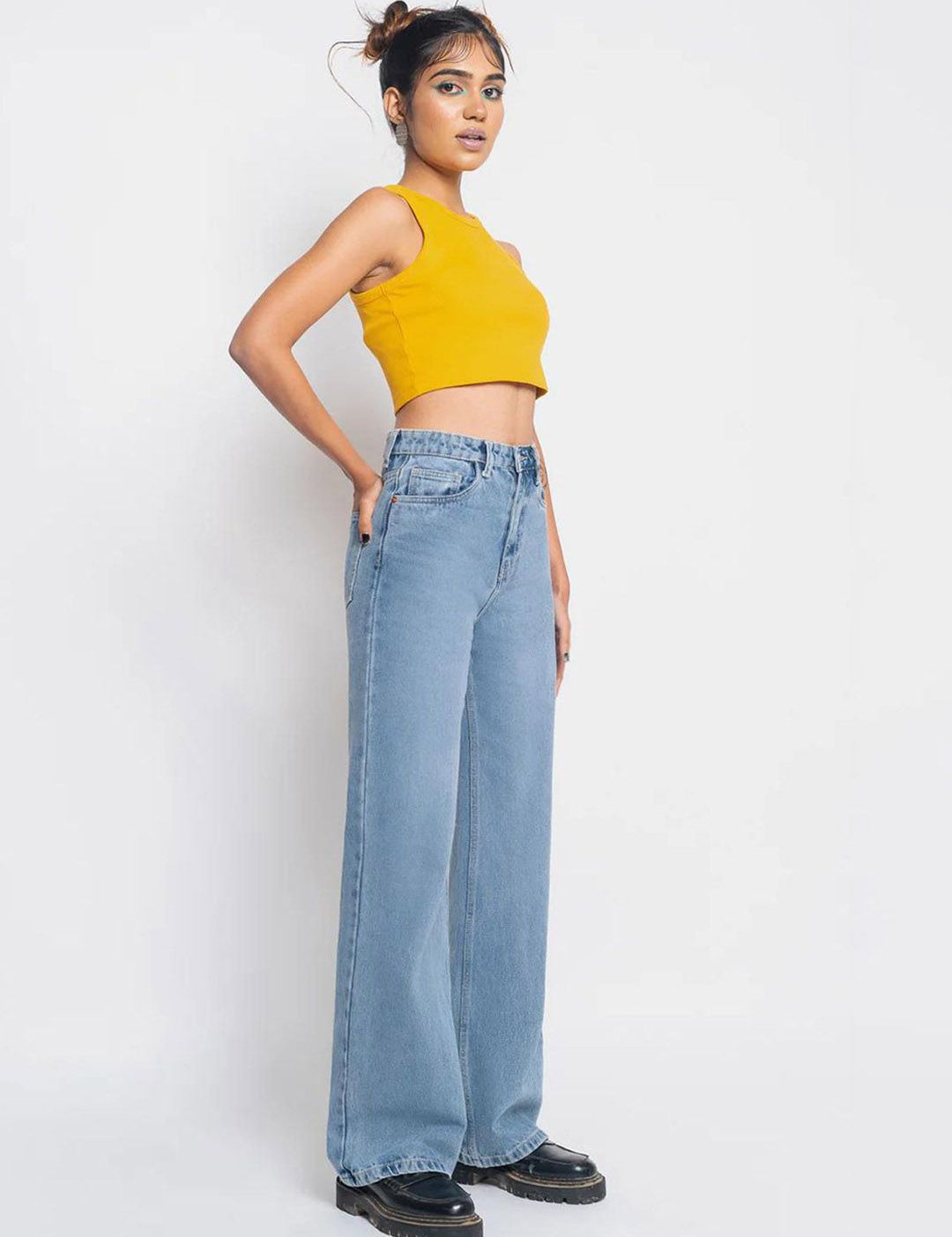 Kotty Women Jean Wide Leg High-Rise Light Fade Stretchable Jeans