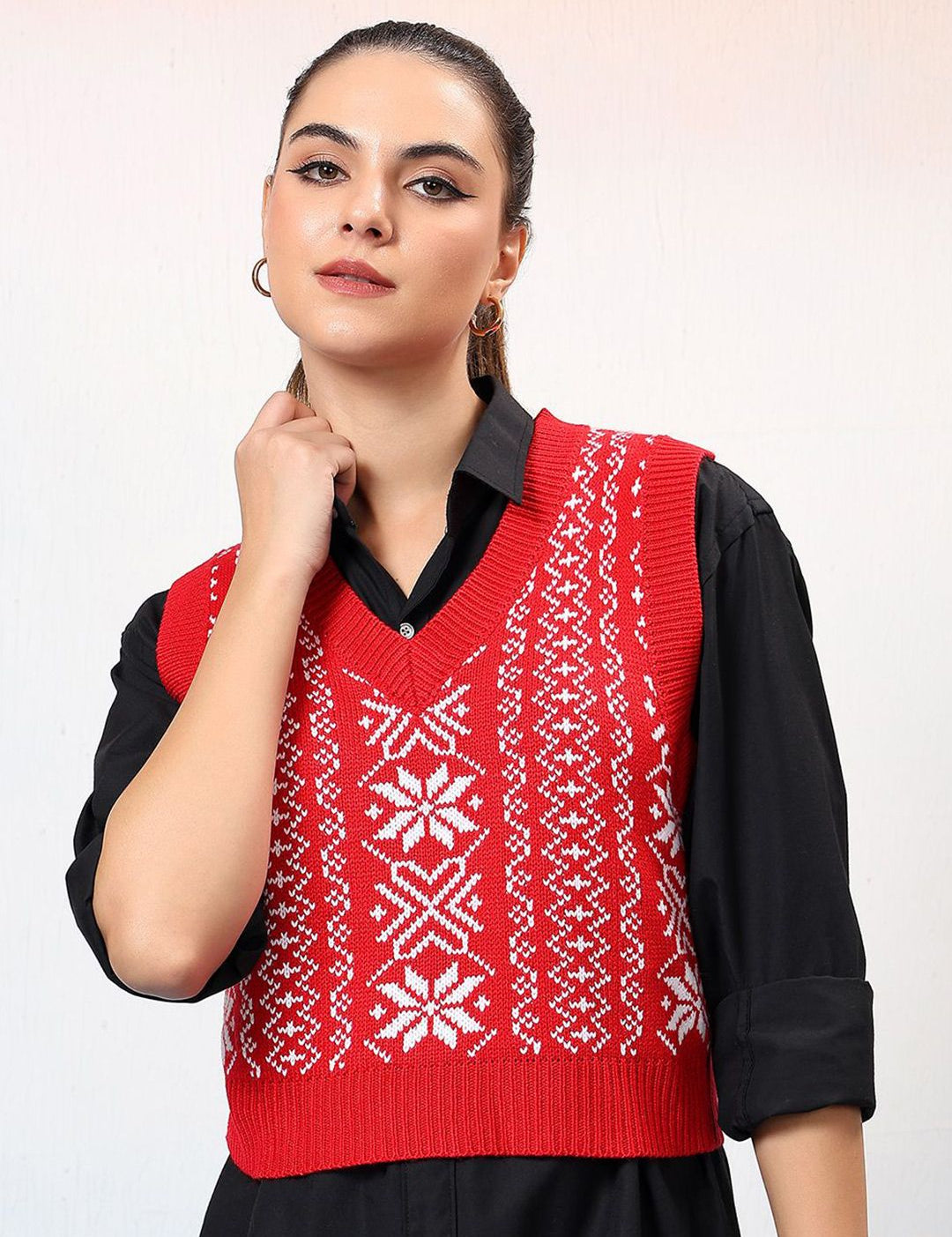 Kotty Women Printed Crop Sweater Vest