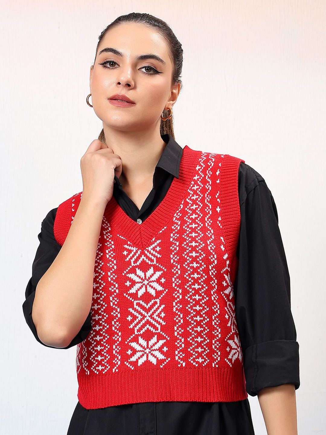 Kotty Women Printed Crop Sweater Vest