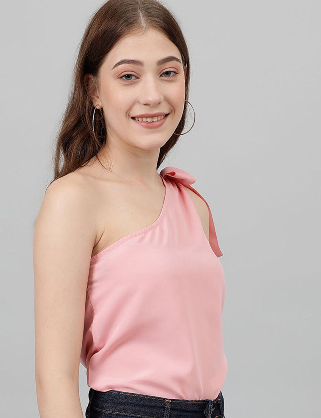 Kotty Women One Shoulder Crepe Top