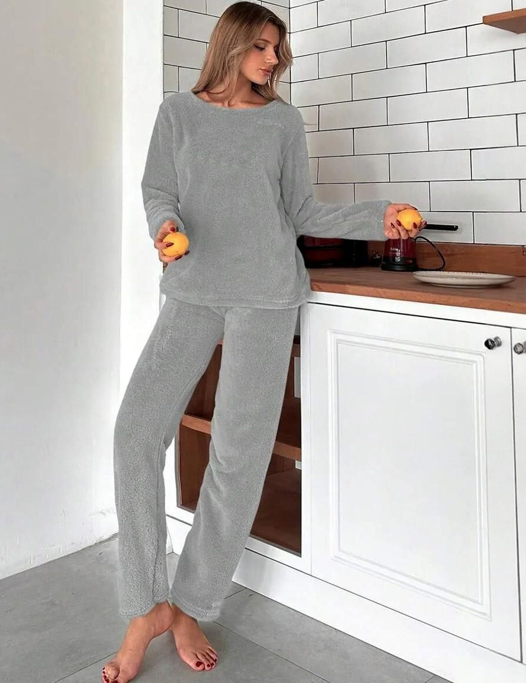 Kotty Women Round Neck Long Sleeves T-shirt With Pyjamas