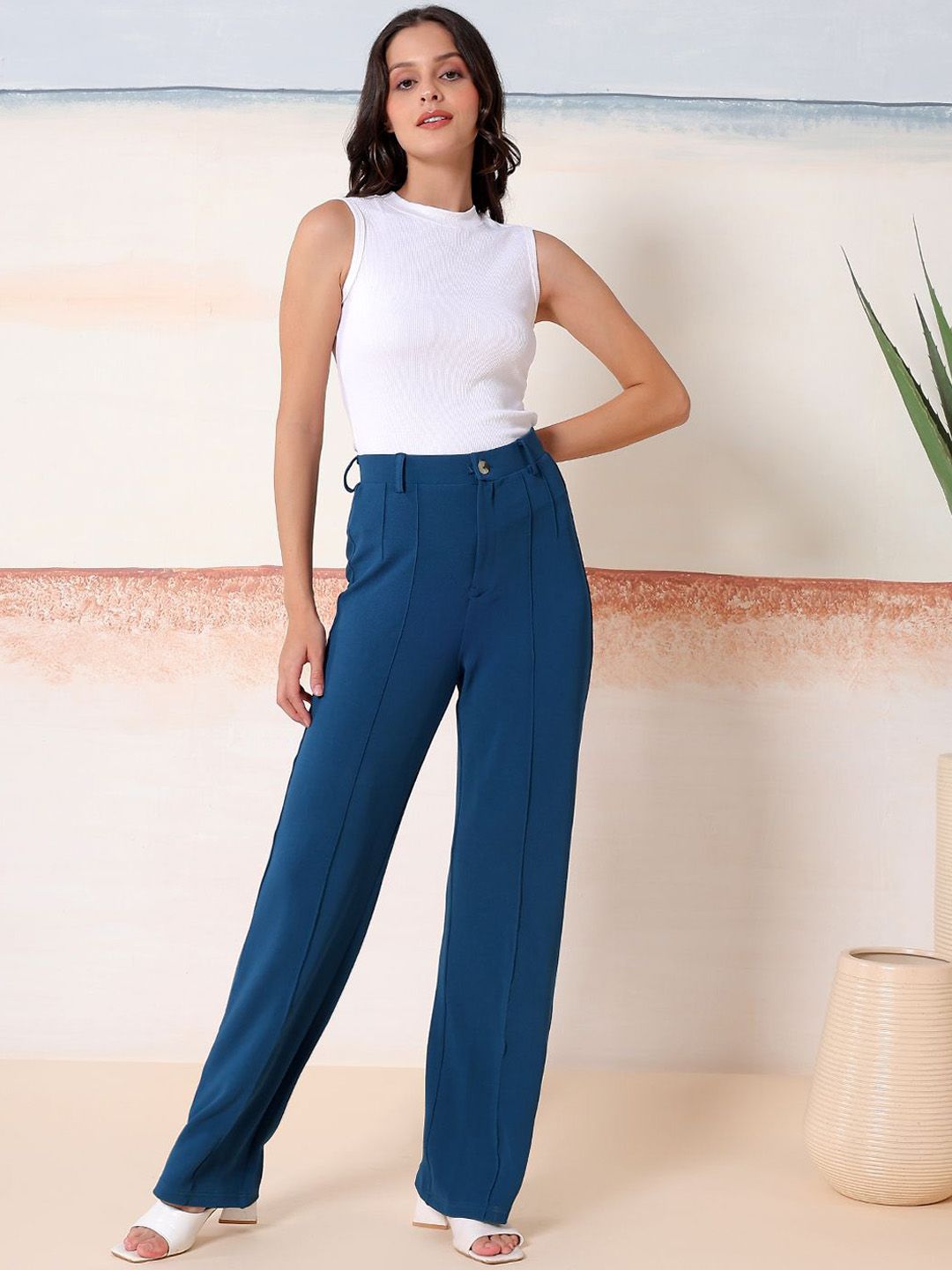 Kotty Relaxed-Fit Round Neck Crop-Top With Trousers Co-Ords
