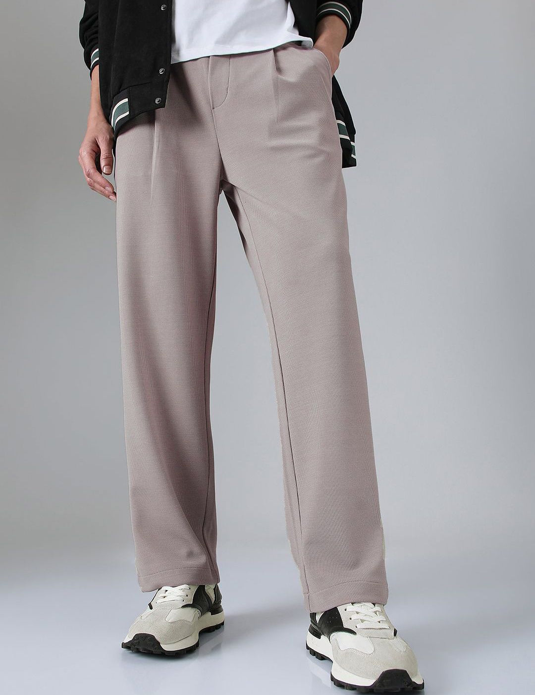 Kotty Men Relaxed Straight Leg Easy Wash Trousers