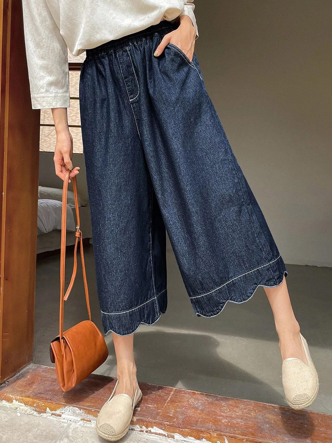 Kotty Women Relaxed Fit High-Rise Stretchable Jeans