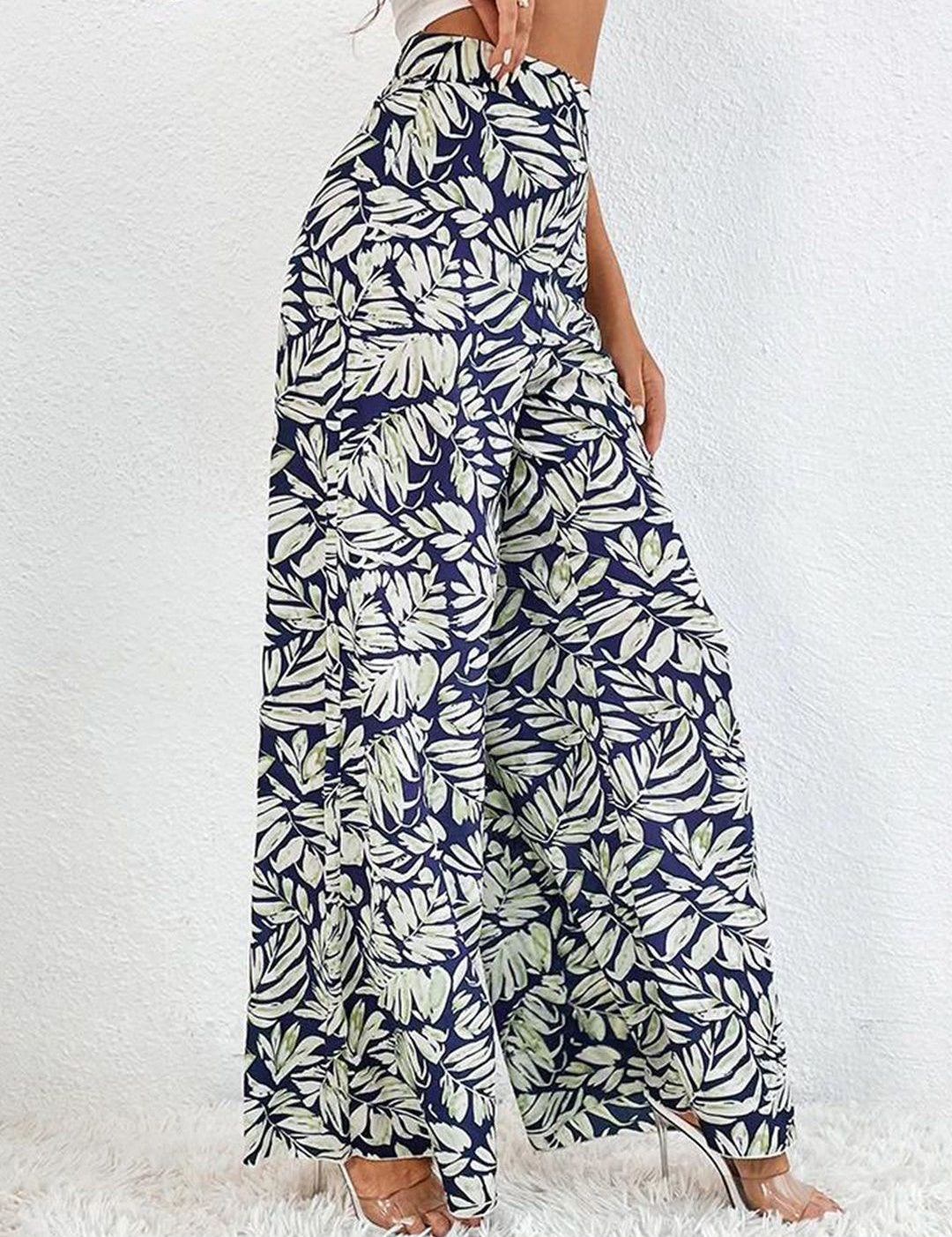 Kotty Women Floral Printed Relaxed Flared High-Rise Easy Wash Trousers