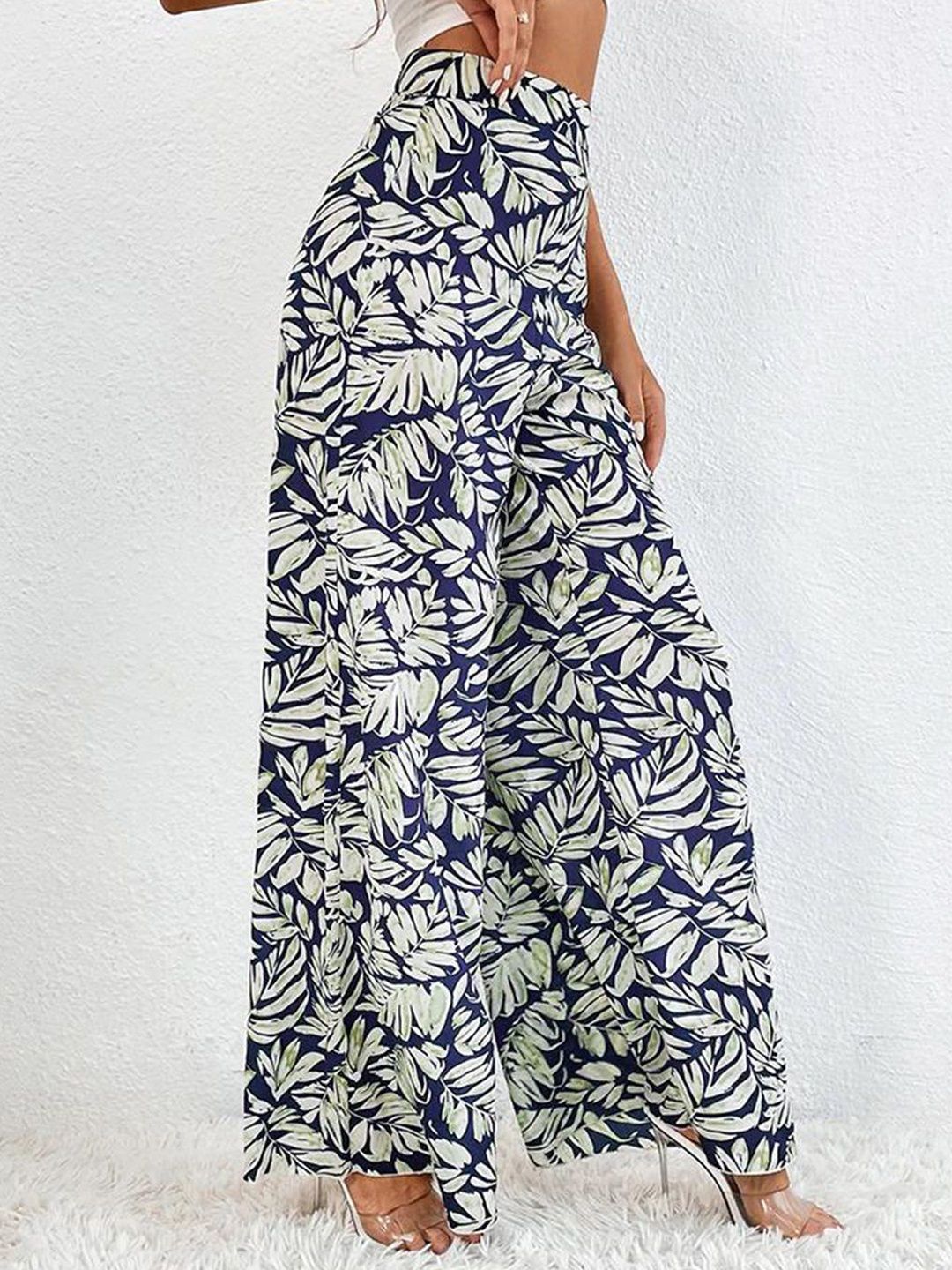 Kotty Women Floral Printed Relaxed Flared High-Rise Easy Wash Trousers