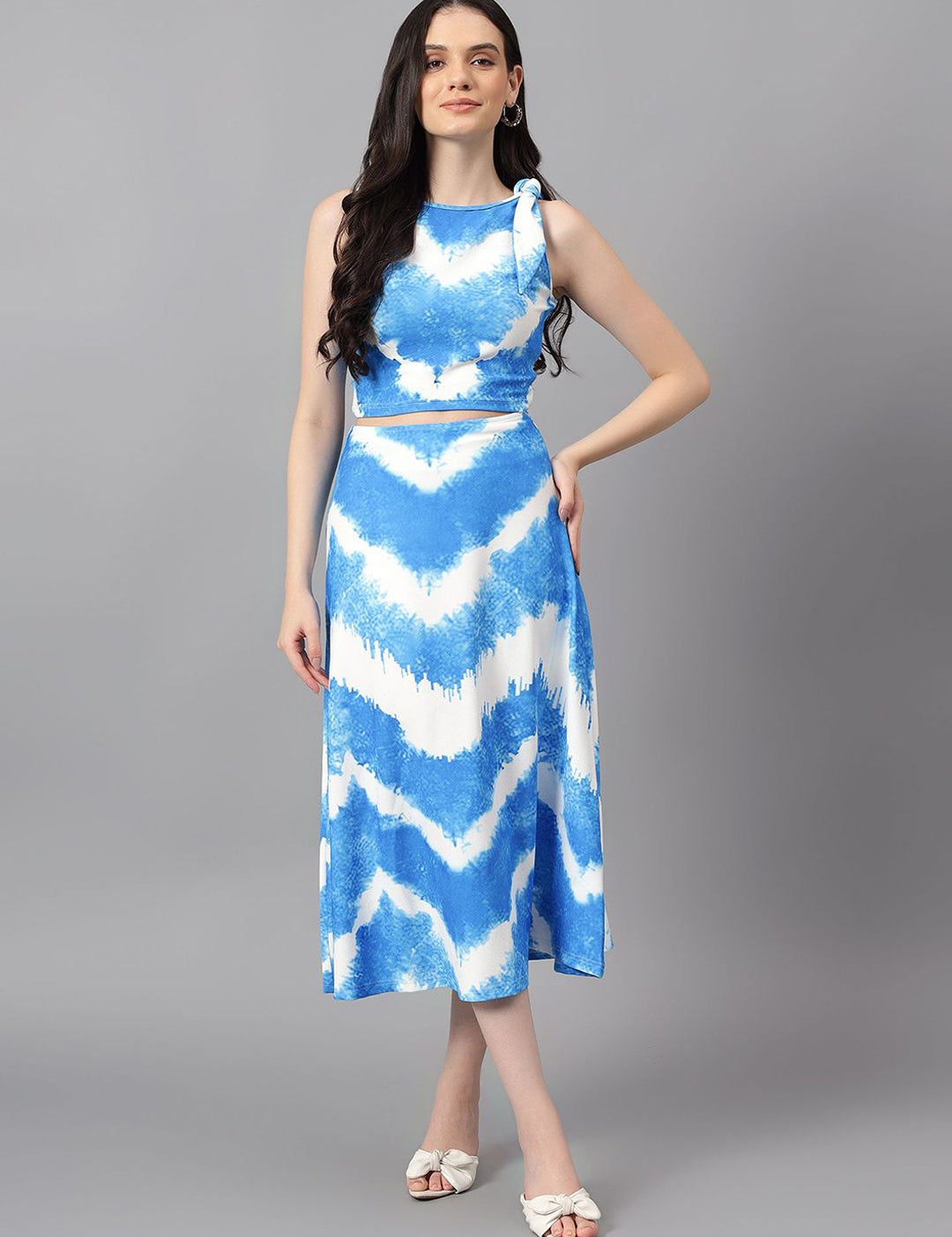 Kotty White & Blue Printed Crop Top & Skirt