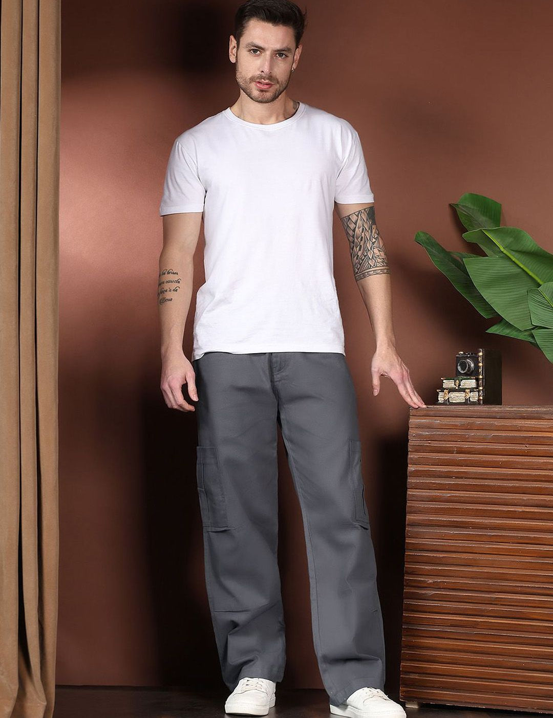 Kotty Men Relaxed Easy Wash Cargos Trousers