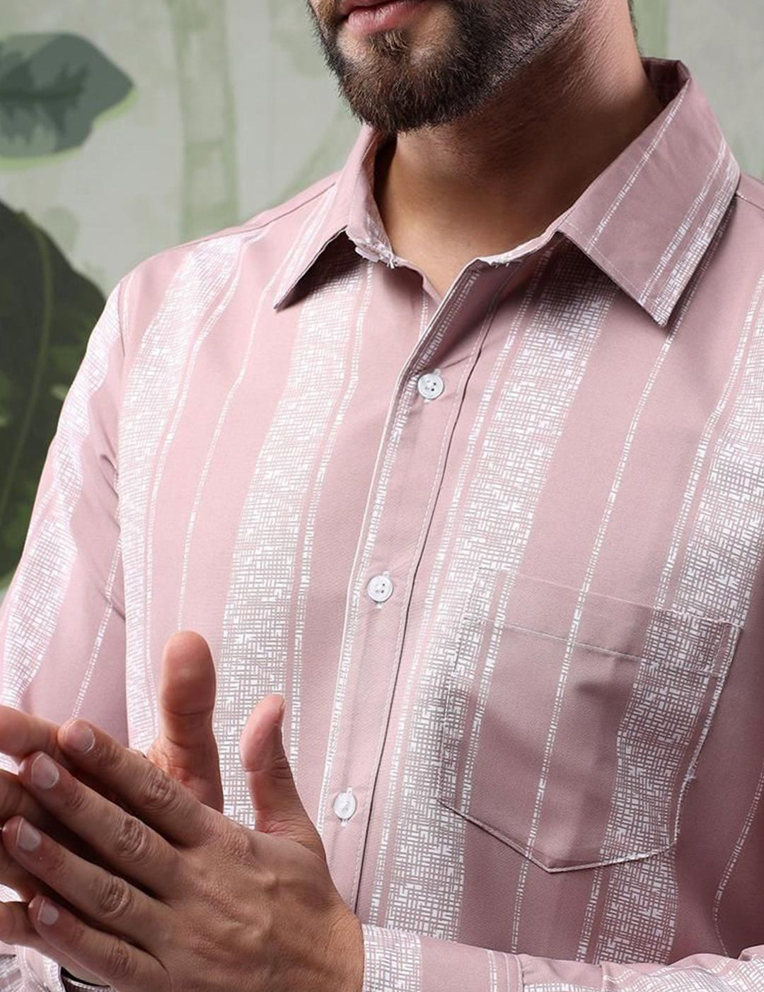 Kotty Men Spread Collar Vertical Striped Casual Shirt