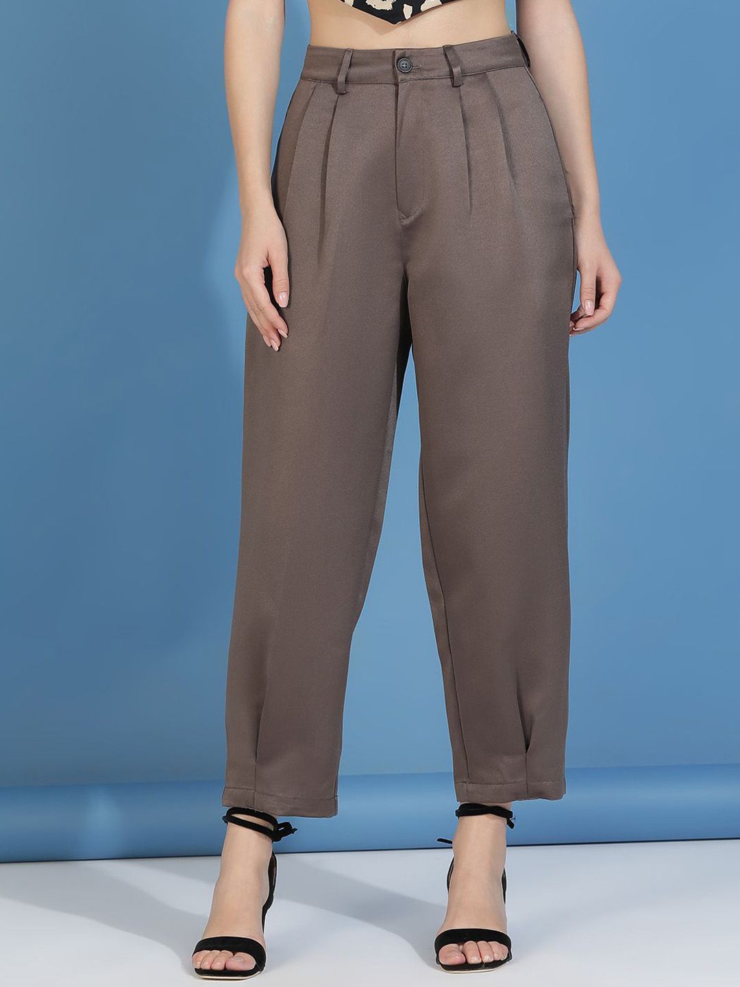 Kotty Women Classic Relaxed Fit High-Rise Pleated Trousers