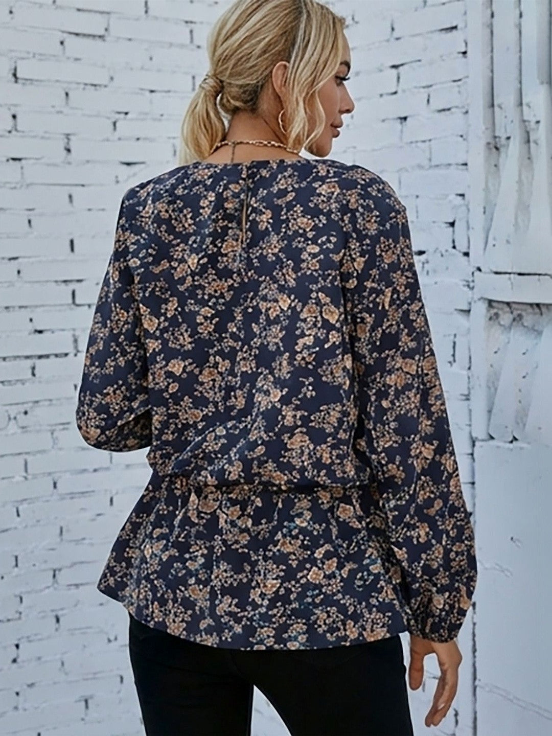 Kotty Top Indigo Blue Women's Round Long-Sleeve Fashion