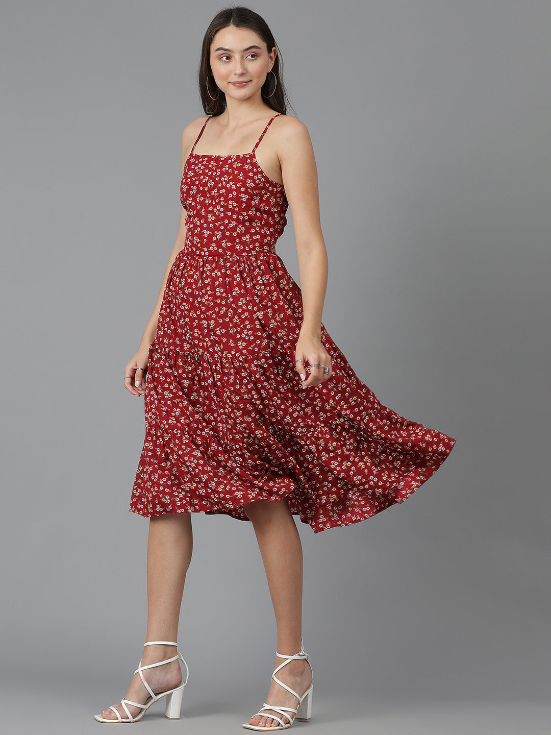 KOTTY Women's Fit and Flare Floral Print Dress