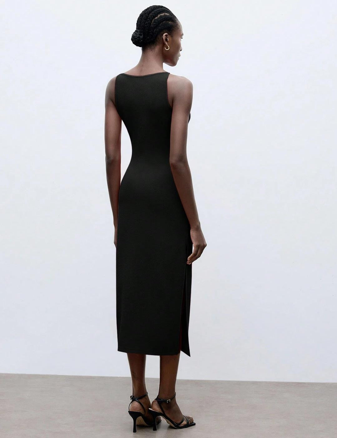 KOTTY Women's Solid Sleeveless Cynical Black Causal Dress 