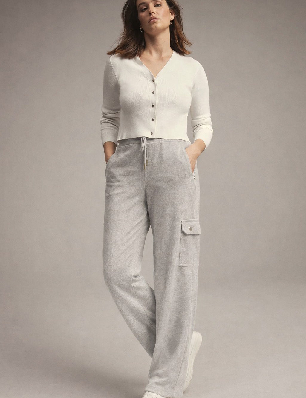 KTTFKWOMENSTRACKPANT63_1_be906198-0b1d-4df2-9ba7-1fcba490cadf.jpg