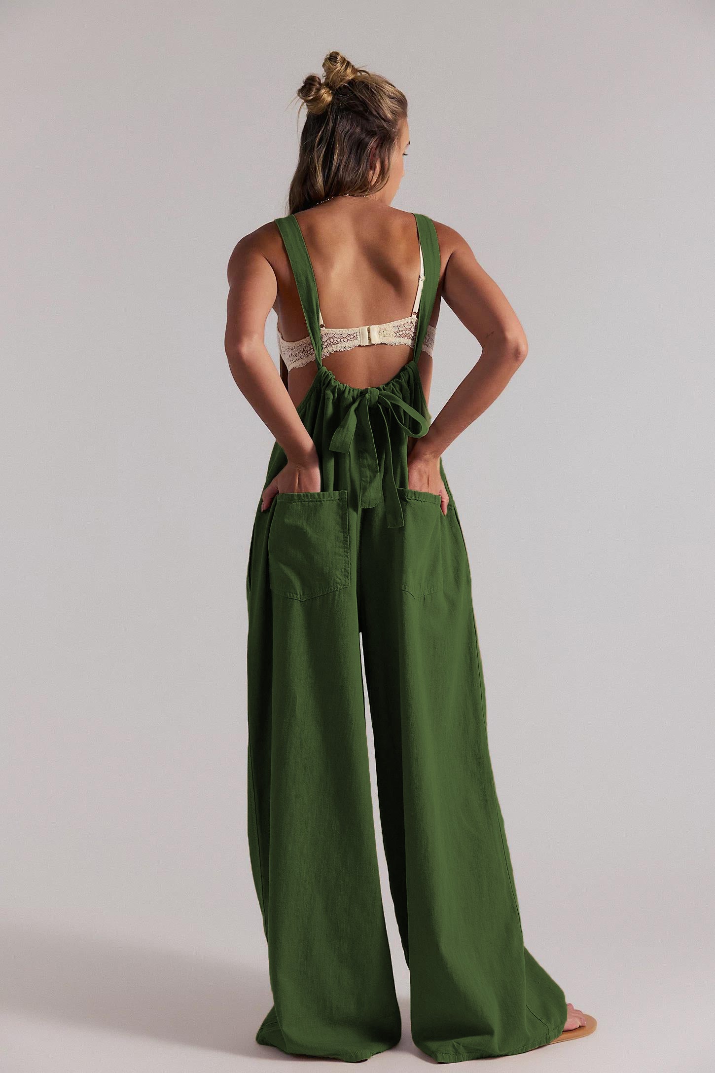 Women's Olive Green Sleeveless Wide Leg Jumpsuit with Pockets