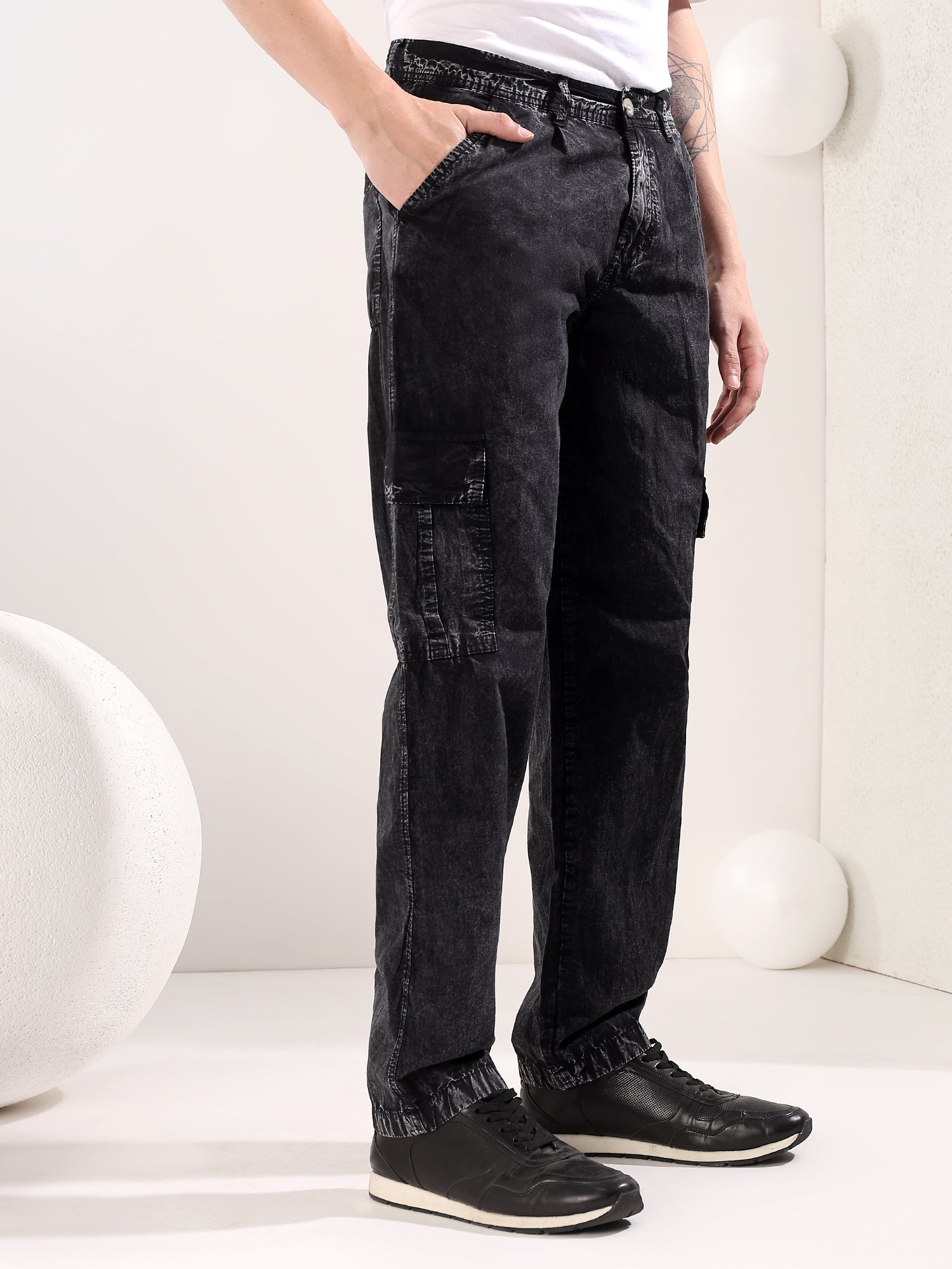Men's Dark Wash Denim Jeans