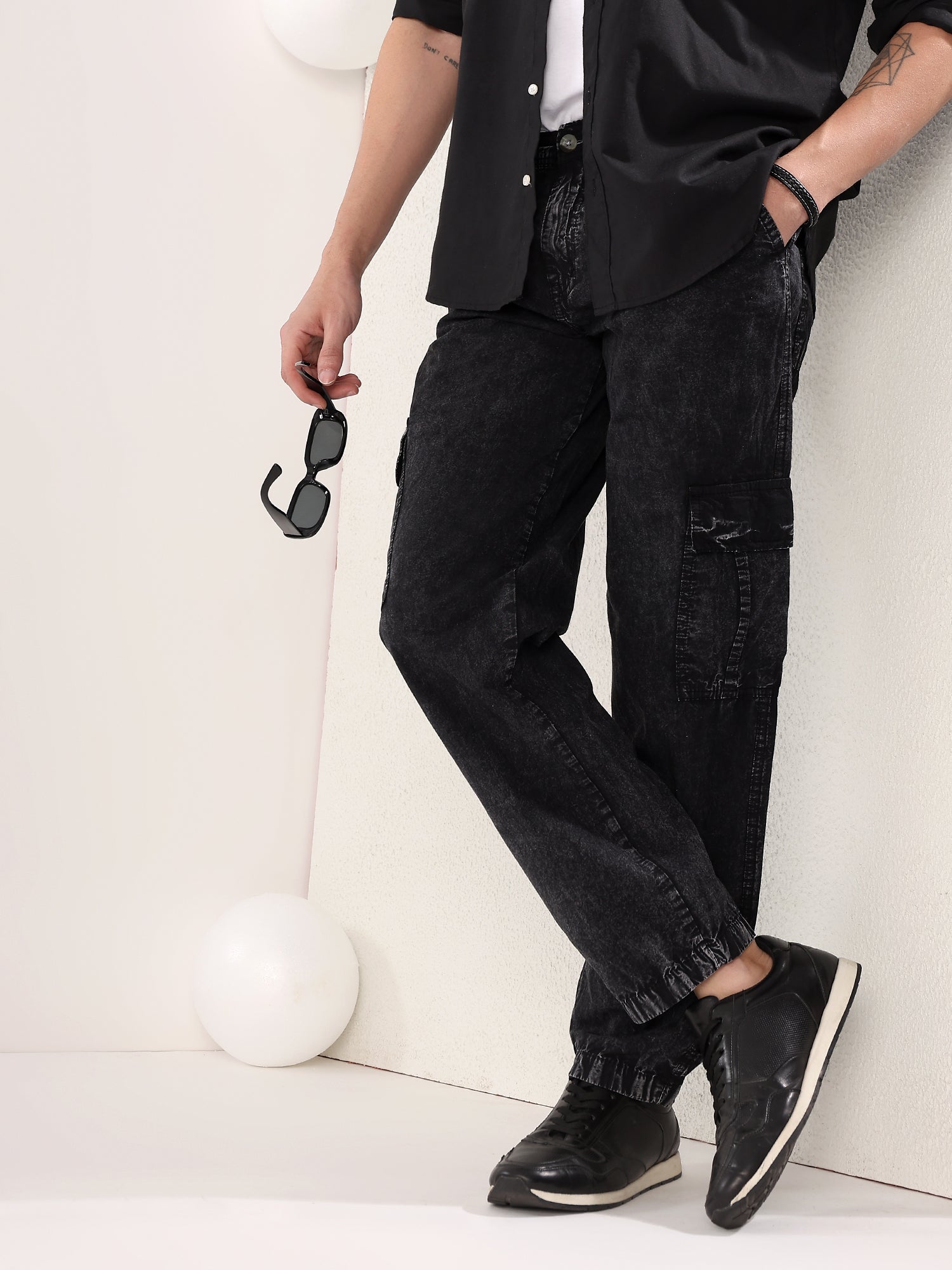 Men's Dark Wash Denim Jeans