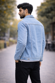 Men's Light Wash Classic Fit Denim Trucker Jacket