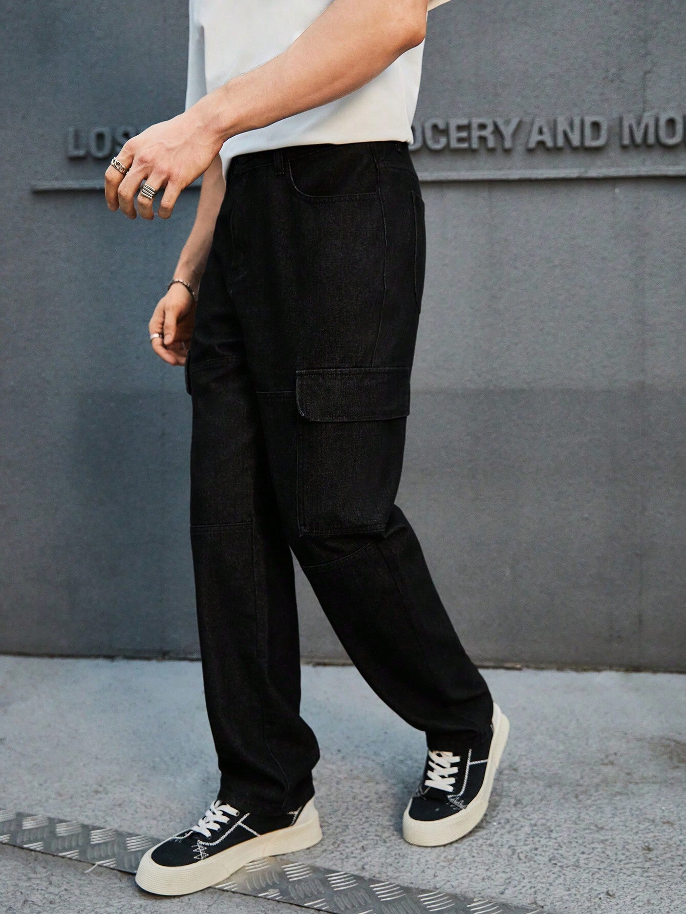 KOTTY Loose Fit Men Black Jeans
