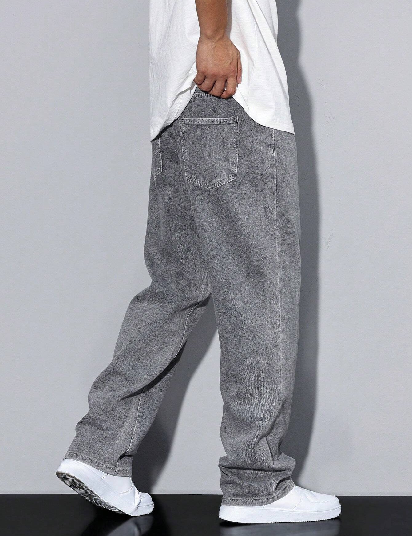 KOTTY Straight Fit Men Grey Jeans