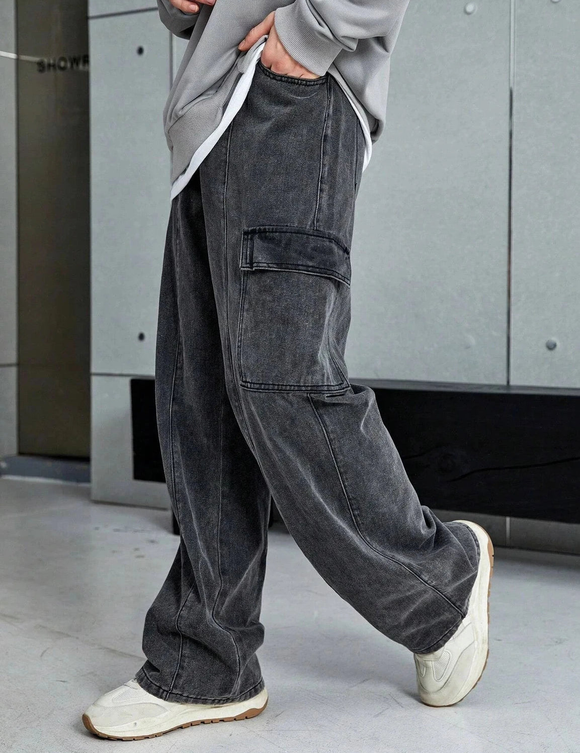 KTTMENSJEANS349_1.webp
