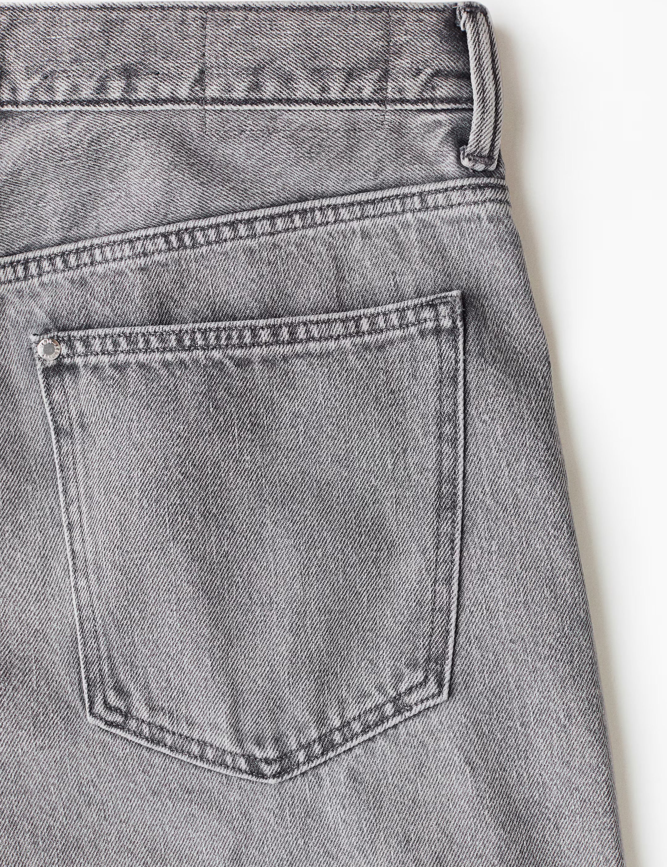 KTTMENSJEANS508_2_d2fb3635-6f8d-42ee-b6f3-d87c2d552de0.jpg