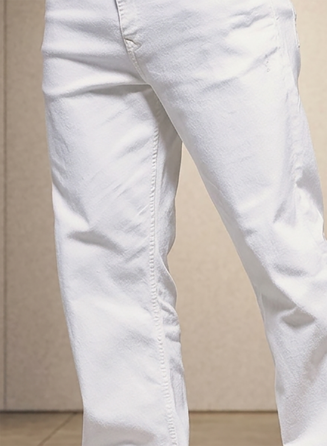 Men White Slim Fit Stretch Denim Jeans