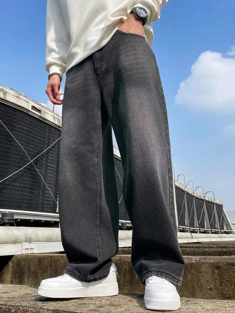 Men loose fit Washed denim jeans