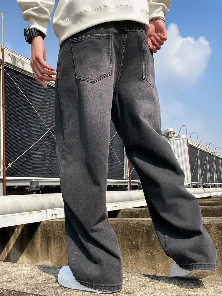Men loose fit Washed denim jeans