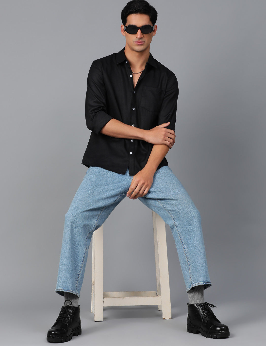 KOTTY Men Solid Casual Black Shirt 