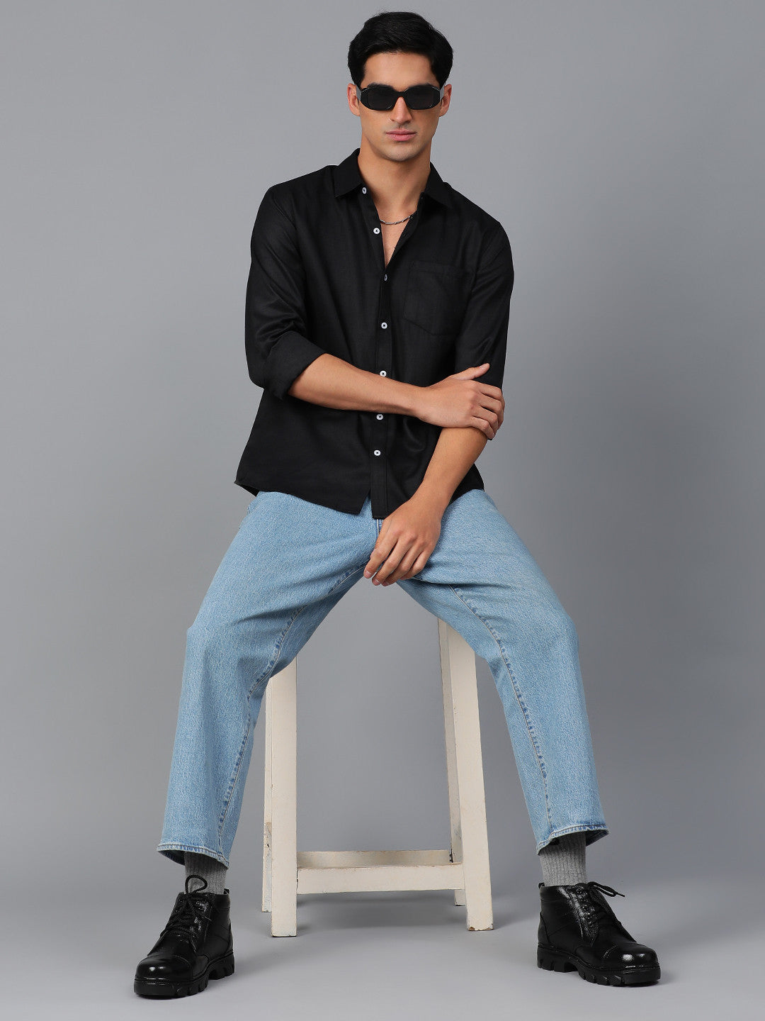 KOTTY Men Solid Casual Black Shirt 