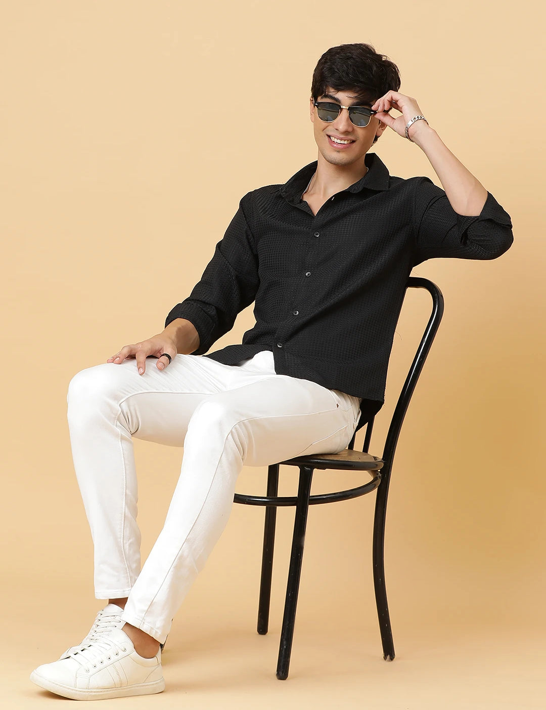 KOTTY Men Solid Casual Black Shirt 