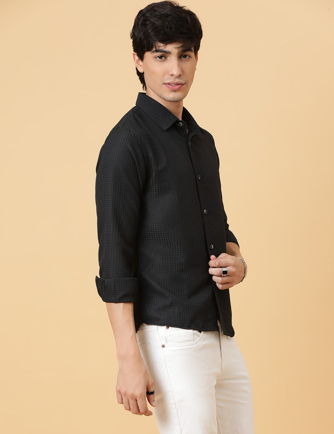 KOTTY Men Solid Casual Black Shirt 