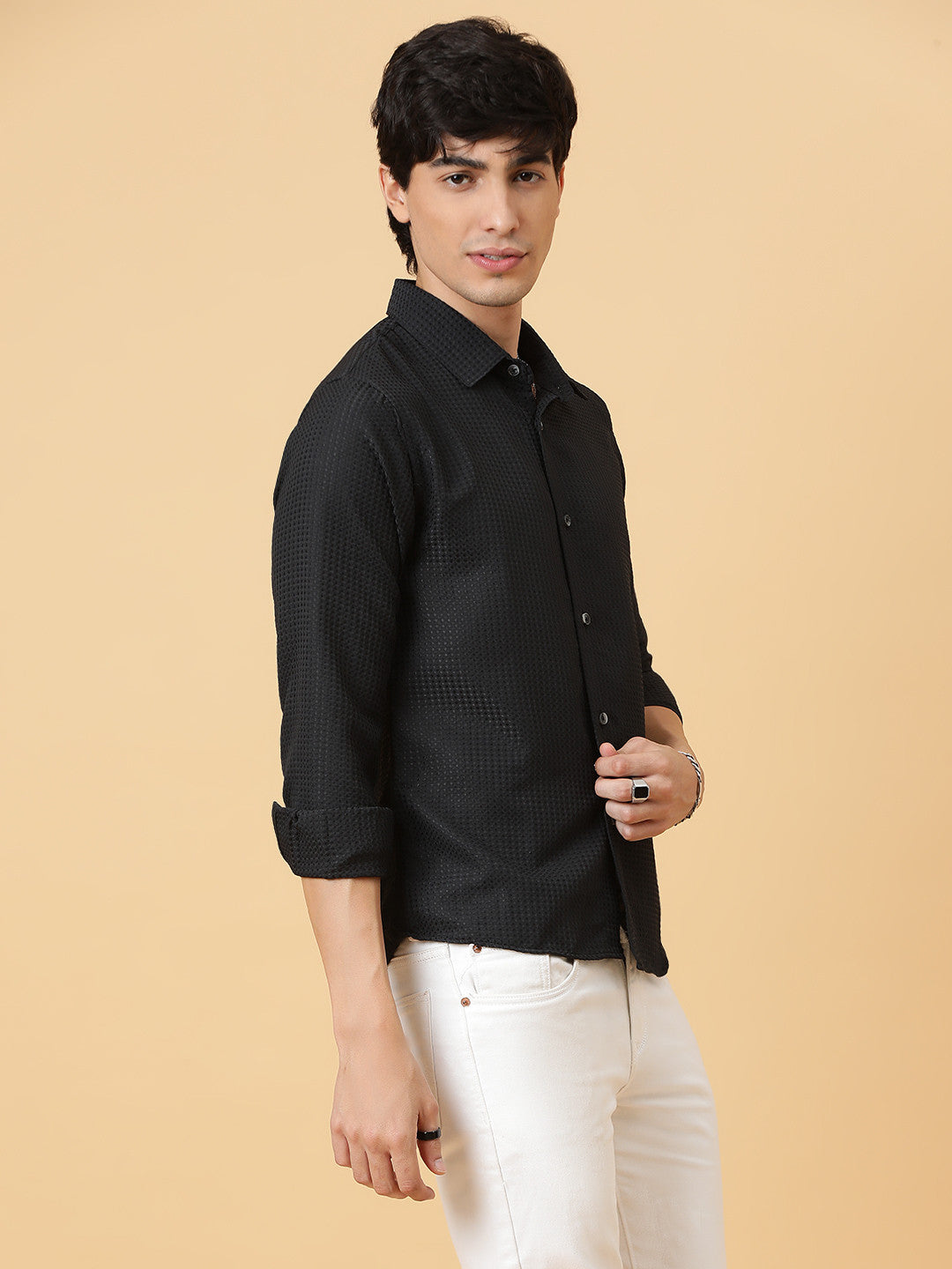 KOTTY Men Solid Casual Black Shirt 