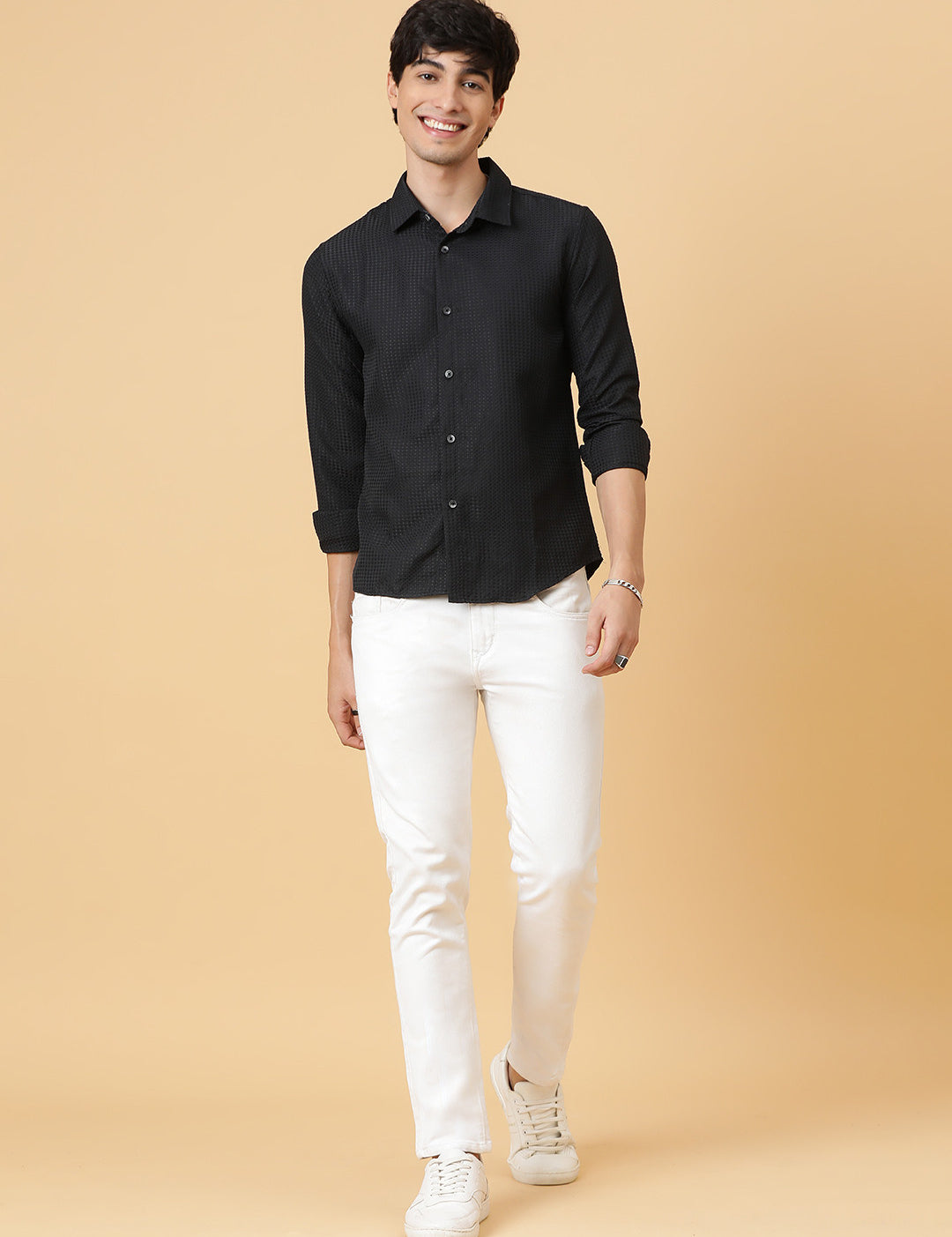 KOTTY Men Solid Casual Black Shirt 