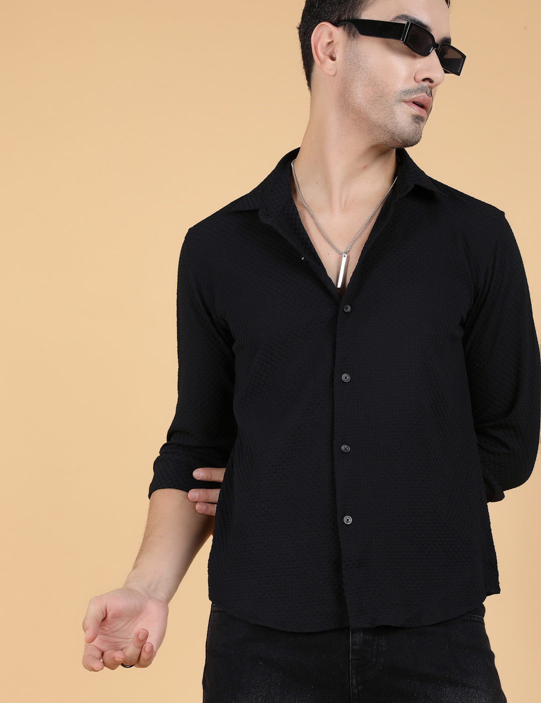 KOTTY Men Solid Casual Black Shirt 