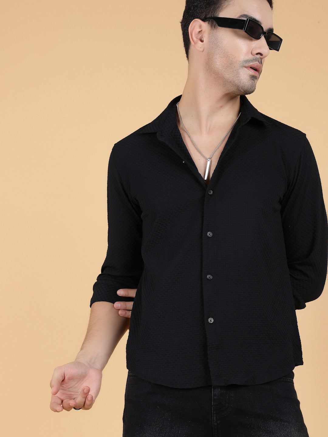 KOTTY Men Solid Casual Black Shirt 