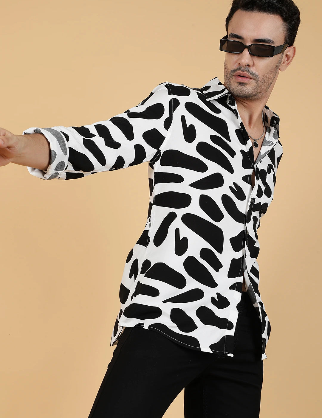 KOTTY Men Printed Casual Black, White Shirt 