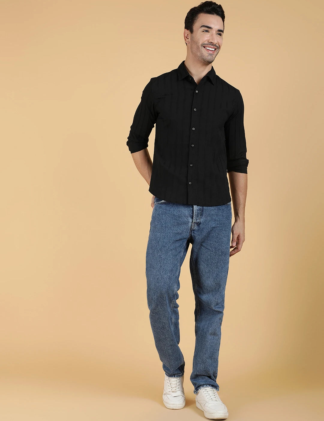 KOTTY Men Solid Casual Black Shirt 