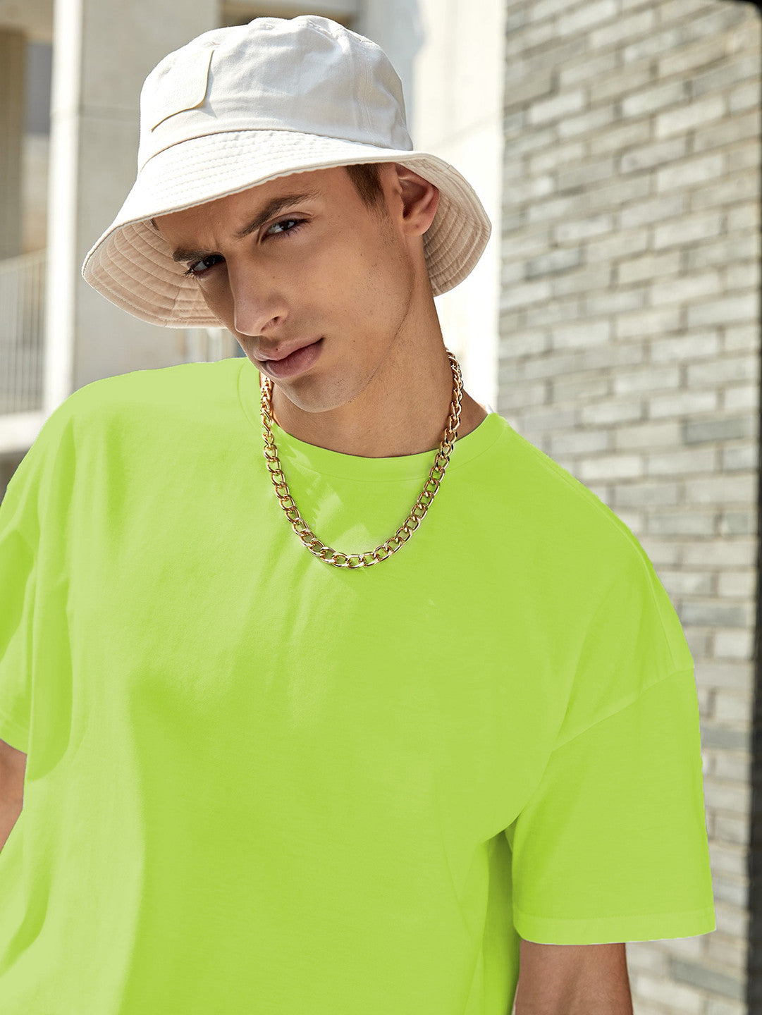 KOTTY Solid Men Round Neck Green T-Shirt