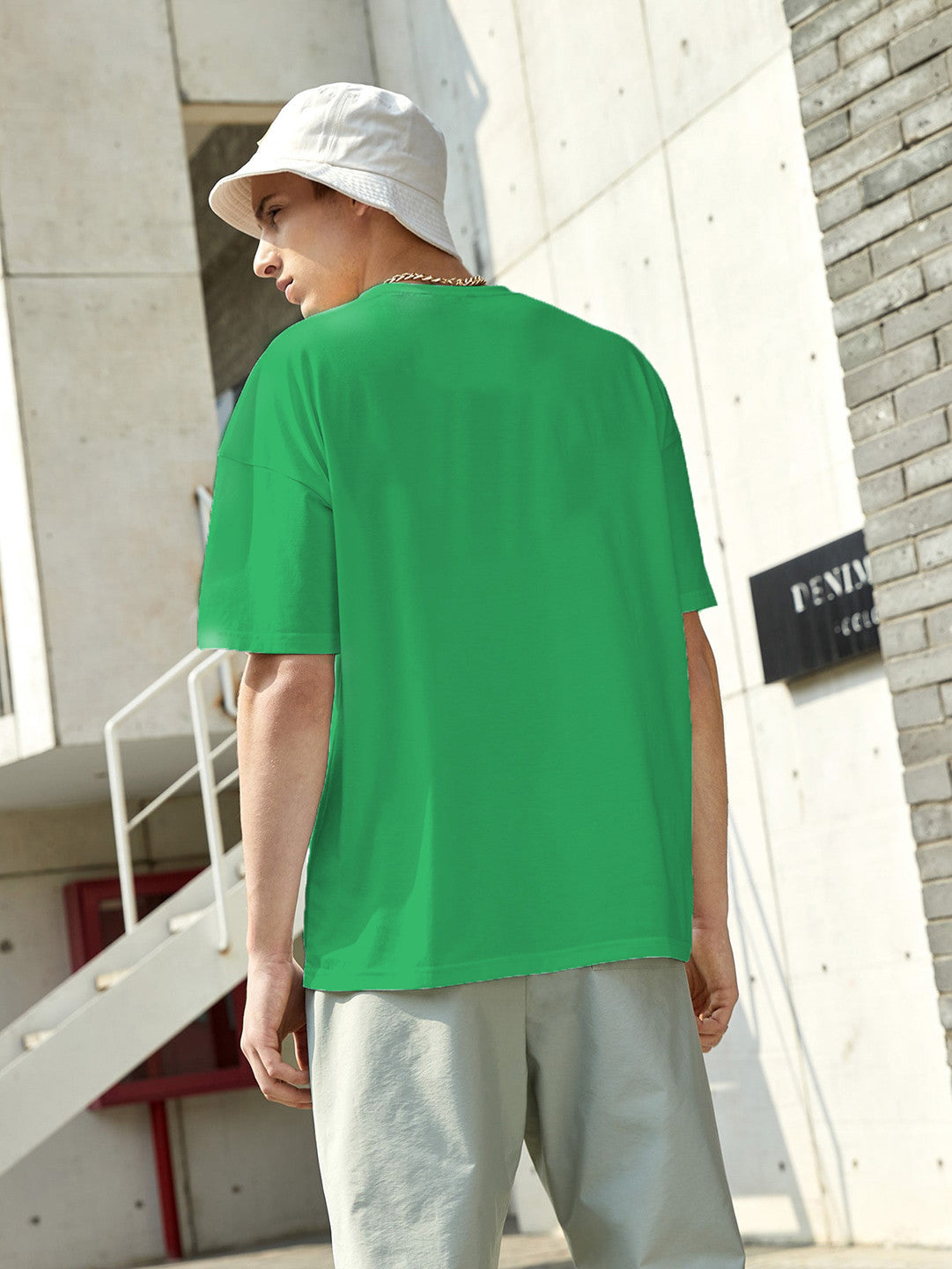 KOTTY Solid Men Round Neck Green T-Shirt